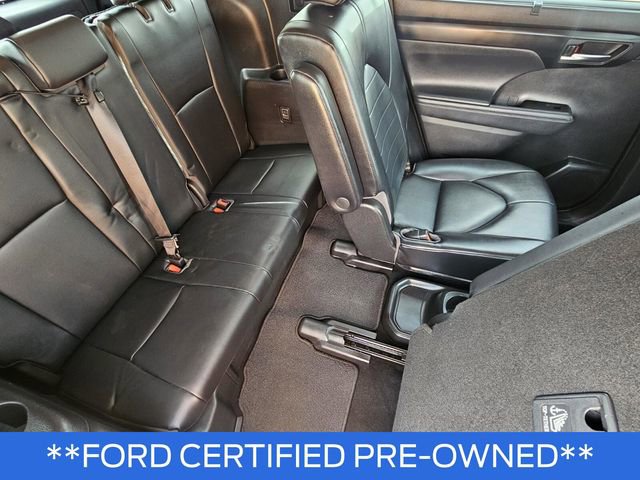 Used 2022 Toyota Highlander XLE image 13