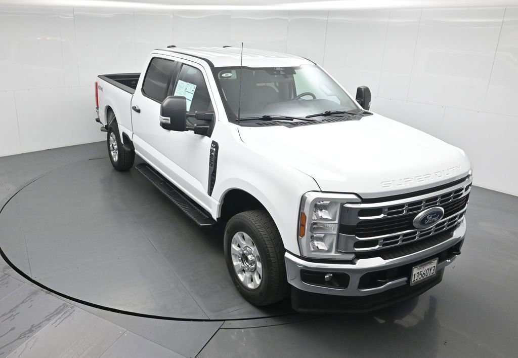 Certified 2024 Ford F250 XLT image 3