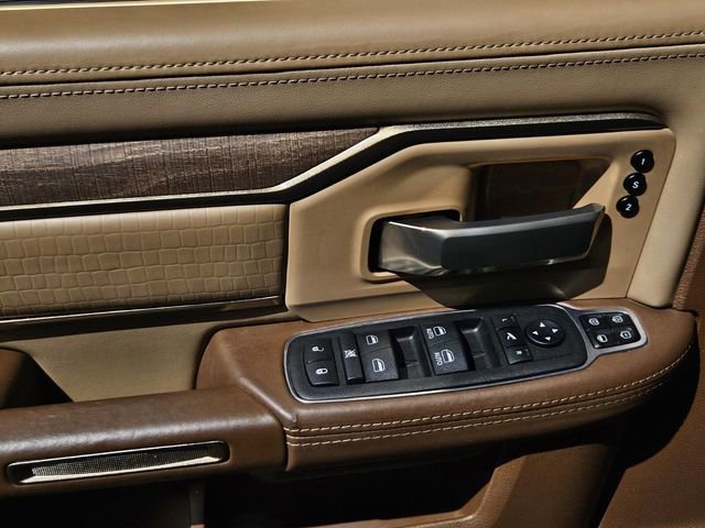 Used 2024 RAM 2500 Limited w/ Towing Technology Group image 28