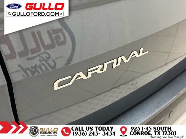 Used 2024 Kia Carnival EX FWD image 32