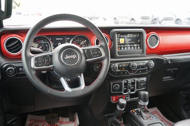 Used 2020 Jeep Wrangler Unlimited Rubicon w/ Cold Weather Group AWD/4WD image 10