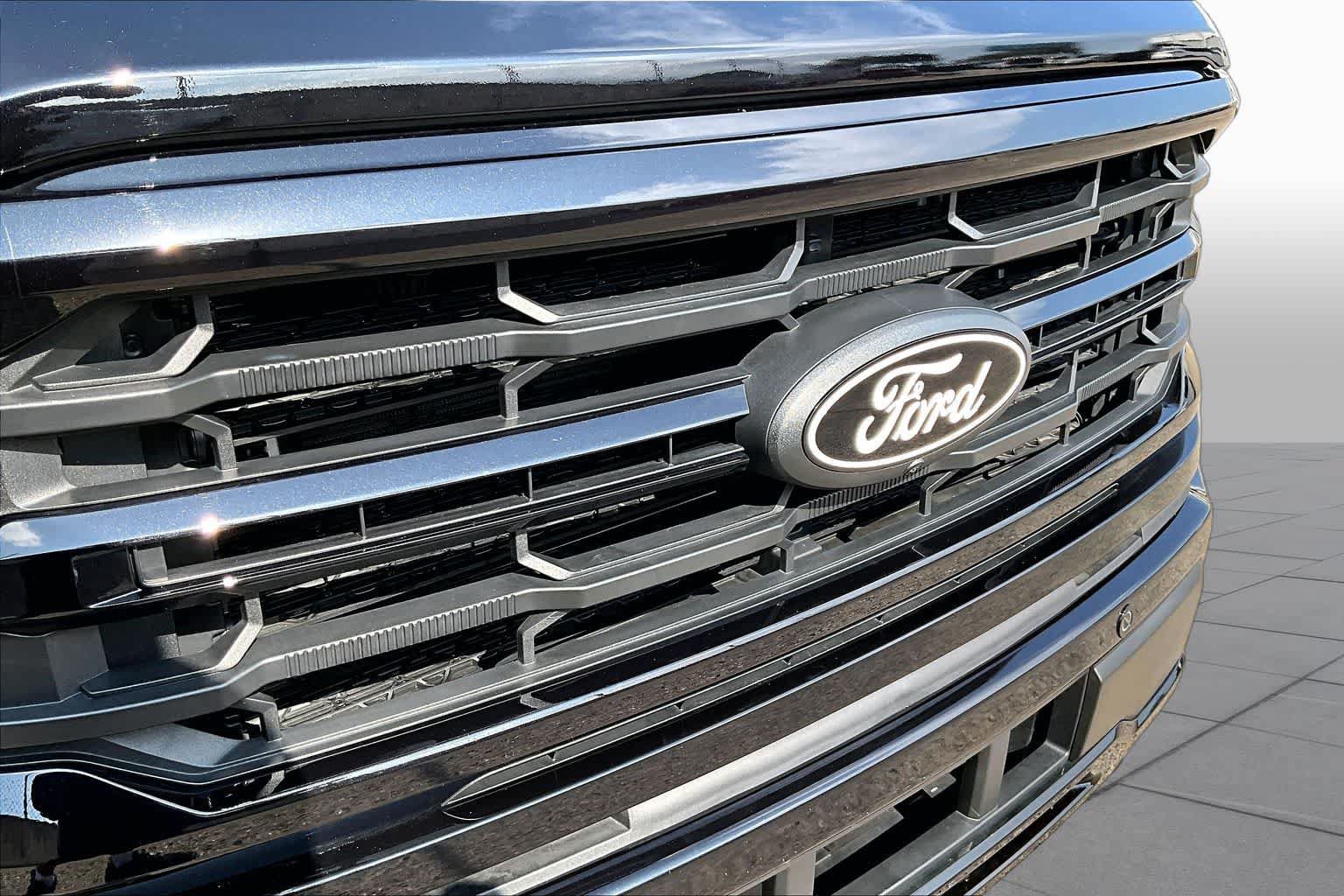 Certified 2025 Ford F150 XLT w/ Equipment Group 302A MID AWD/4WD image 30