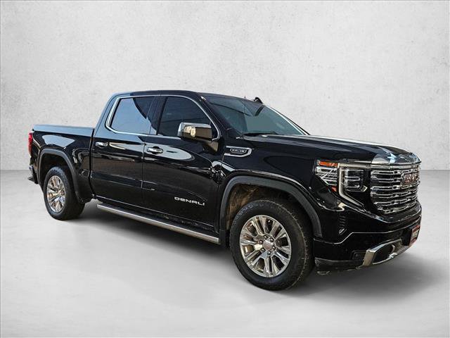 Used 2023 GMC Sierra 1500 Denali w/ Technology Package AWD/4WD image 2