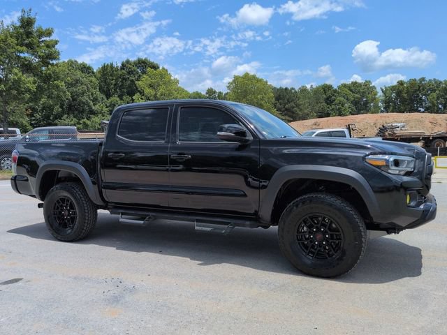 Used 2020 Toyota Tacoma TRD Off-Road w/ TRD Premium Off Road Package AWD/4WD image 2