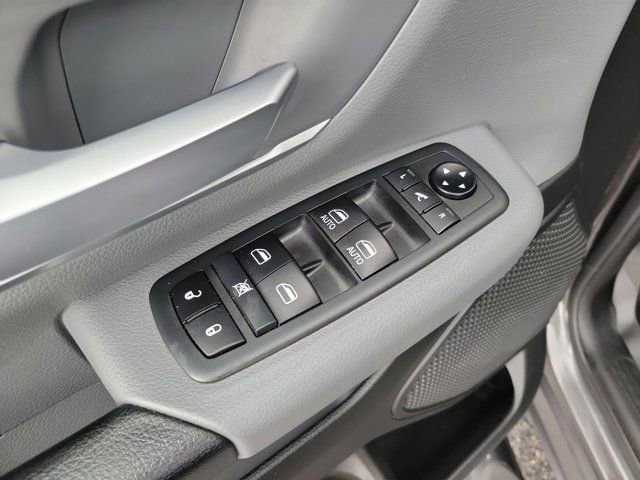 Used 2020 RAM 1500 Big Horn RWD image 17