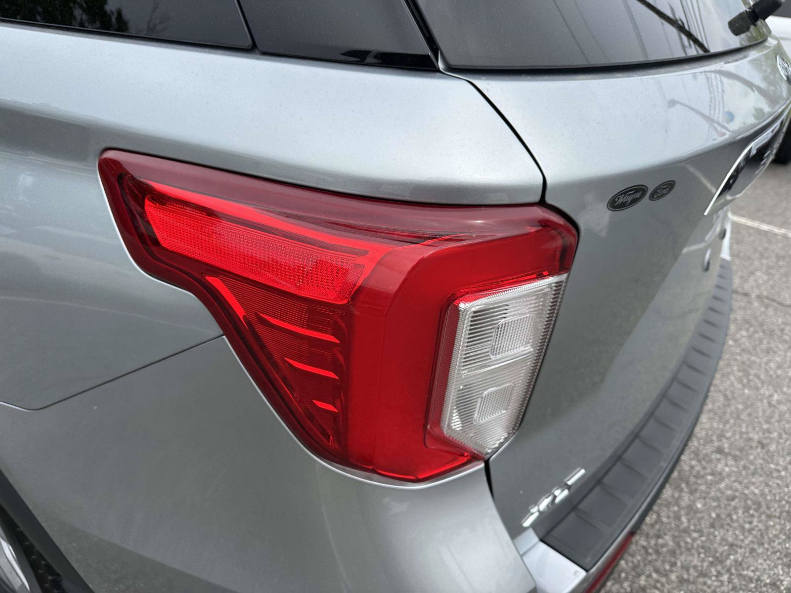 Certified 2023 Ford Explorer XLT w/ Equipment Group 202A AWD/4WD image 10