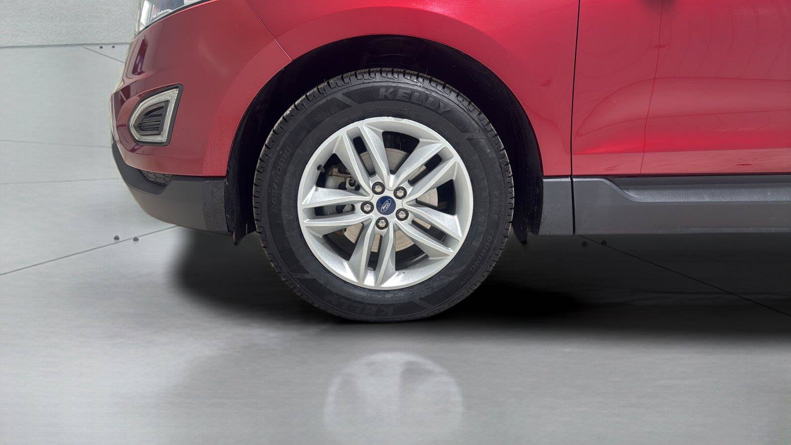 Certified 2018 Ford Edge SEL w/ Equipment Group 201A FWD image 33