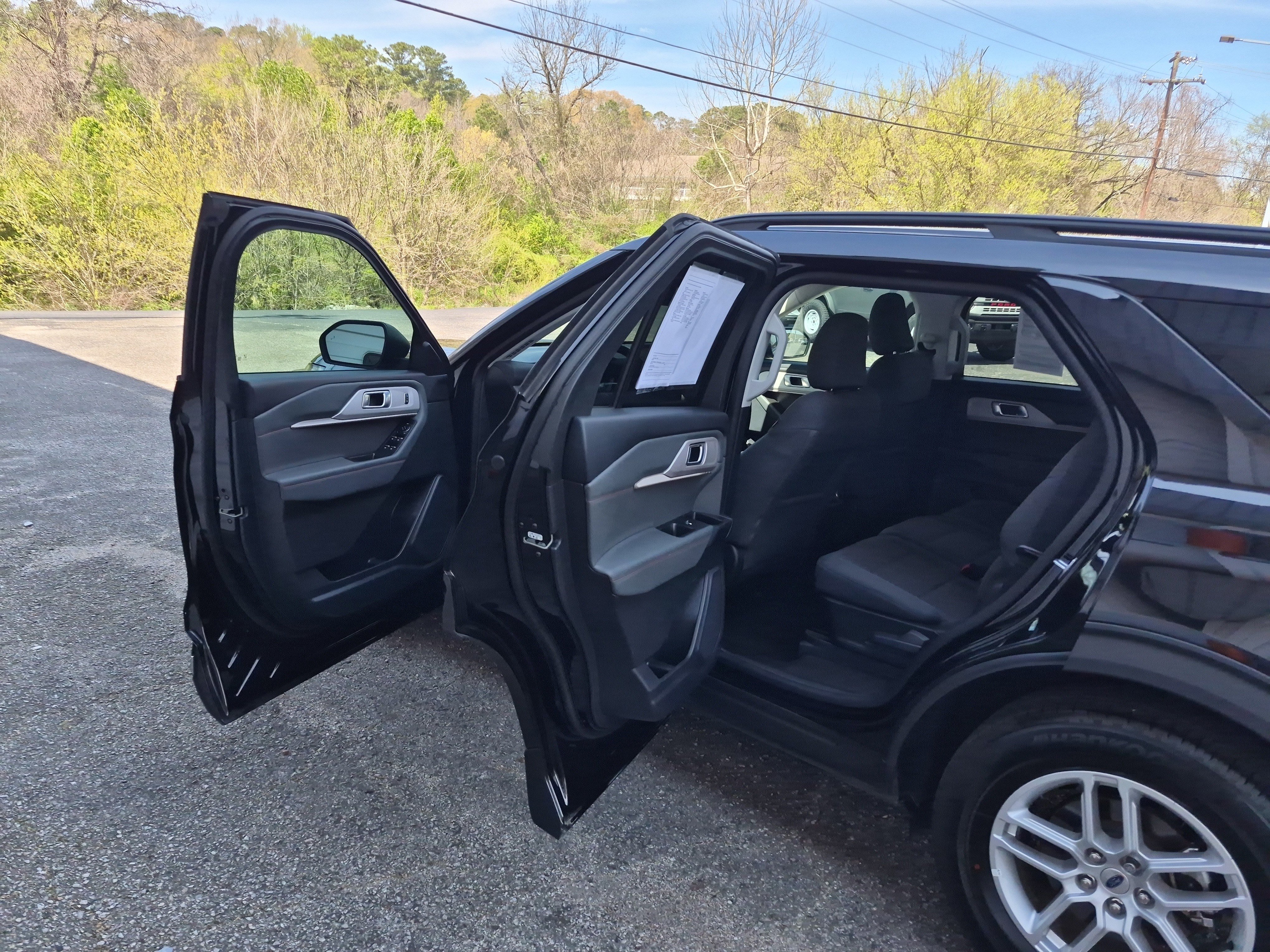 Certified 2025 Ford Explorer Active image 13