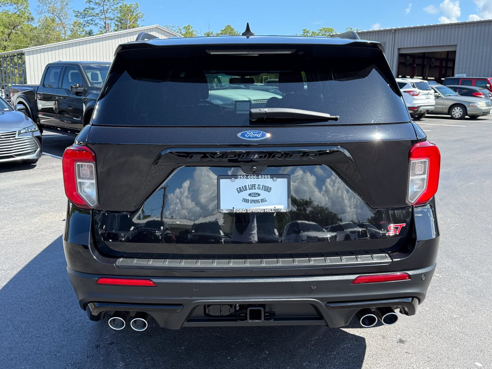Certified 2022 Ford Explorer ST w/ Equipment Group 401A AWD/4WD image 7