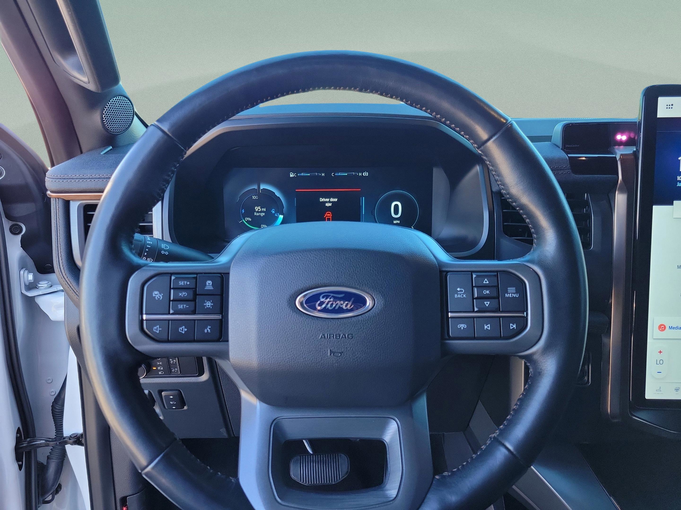 Certified 2022 Ford F150 Lightning Lariat w/ Equipment Group 511A High image 9