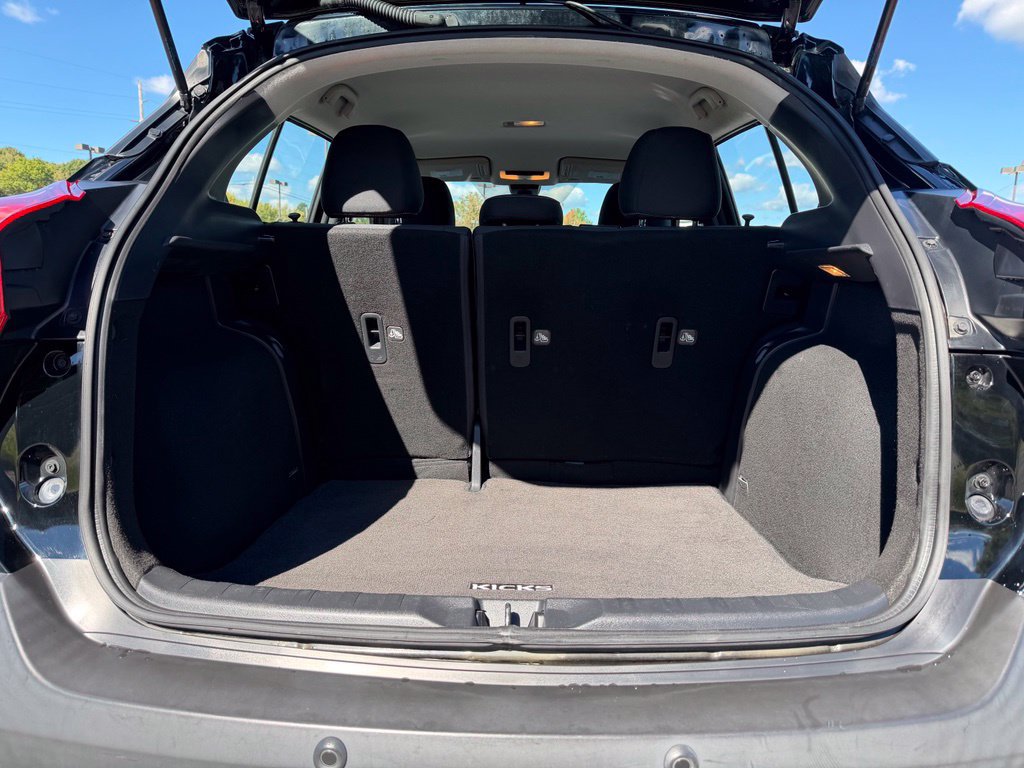 Used 2020 Nissan Kicks S FWD image 35
