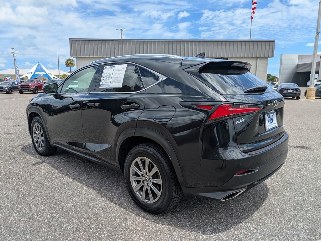 Used 2018 Lexus NX 300 FWD w/ Comfort Package image 4