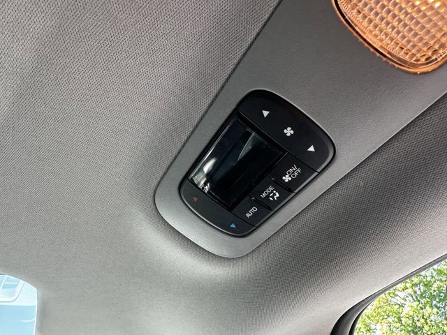 Used 2023 Honda Odyssey Elite image 40