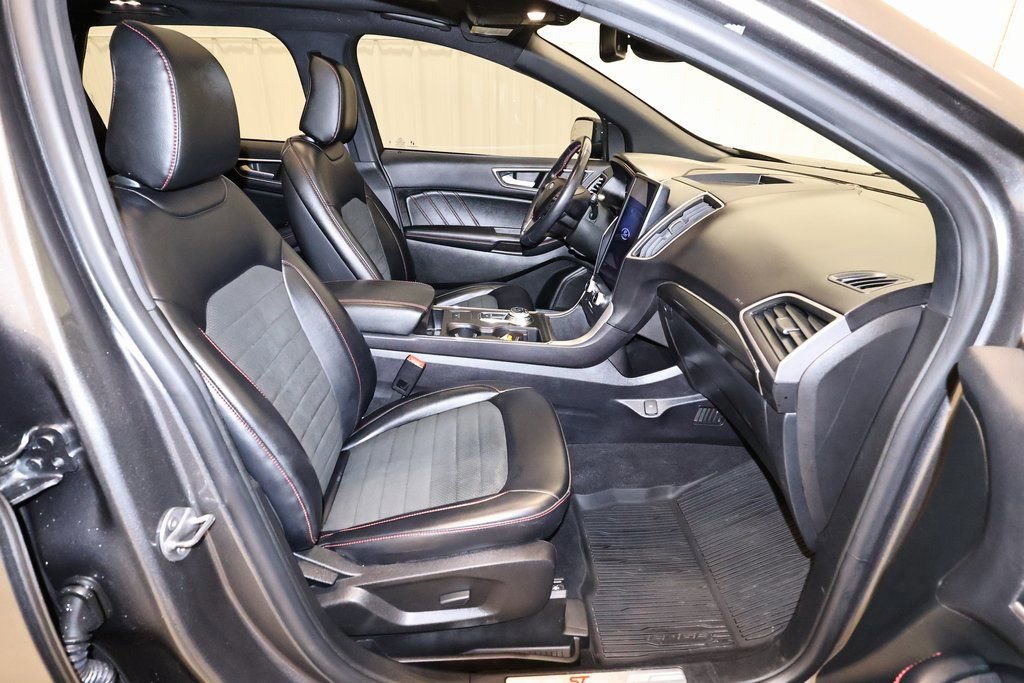 Certified 2023 Ford Edge ST-Line image 23