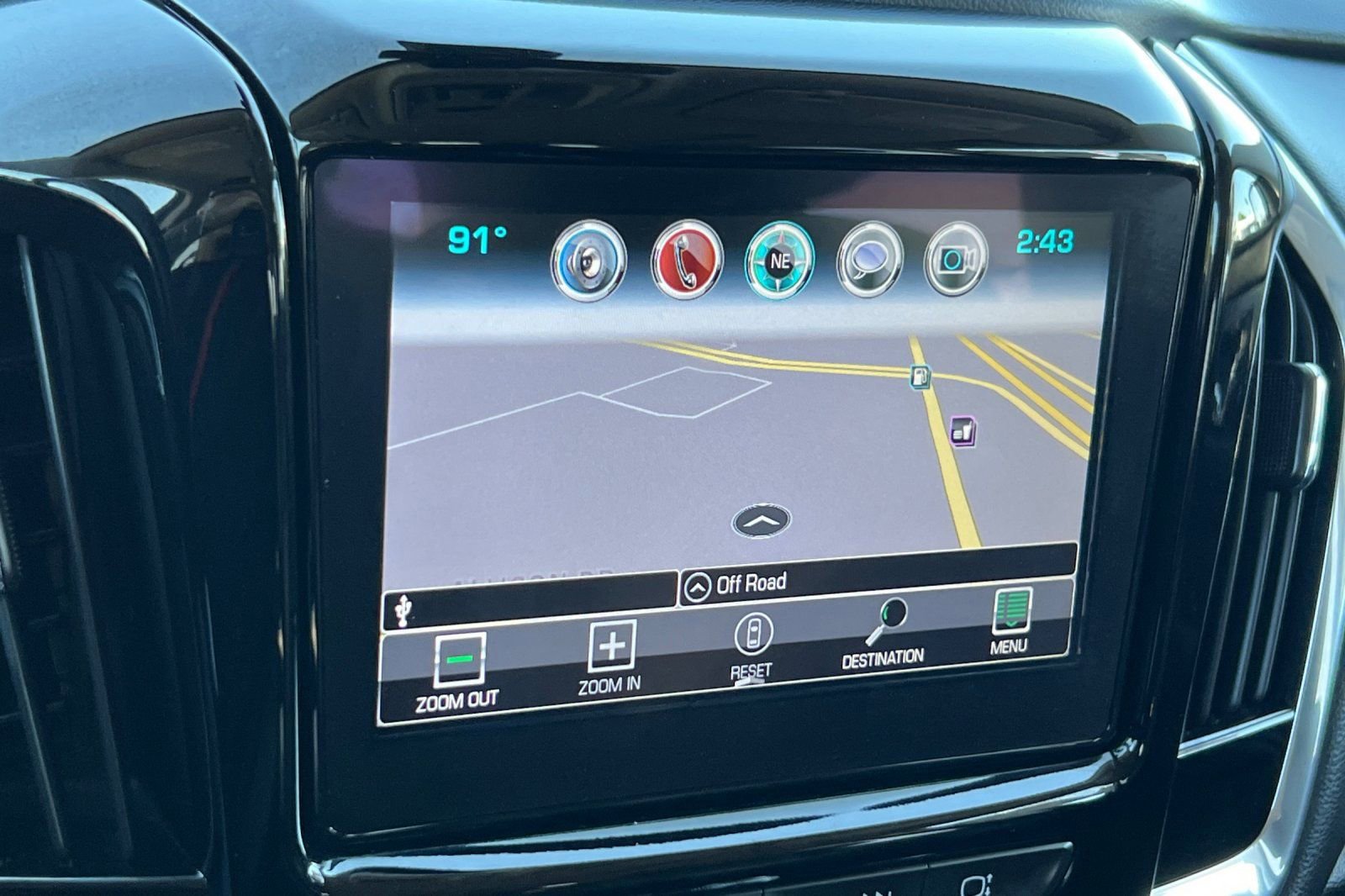 Used 2018 Chevrolet Traverse Premier w/ Redline Edition image 21