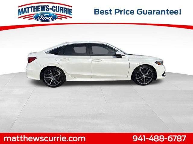 Used 2024 Honda Civic Touring image 3