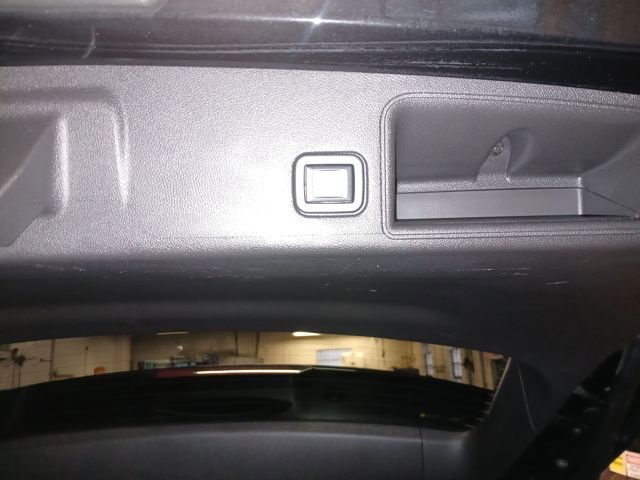 Used 2022 GMC Terrain Denali w/ Denali Premium Package image 47