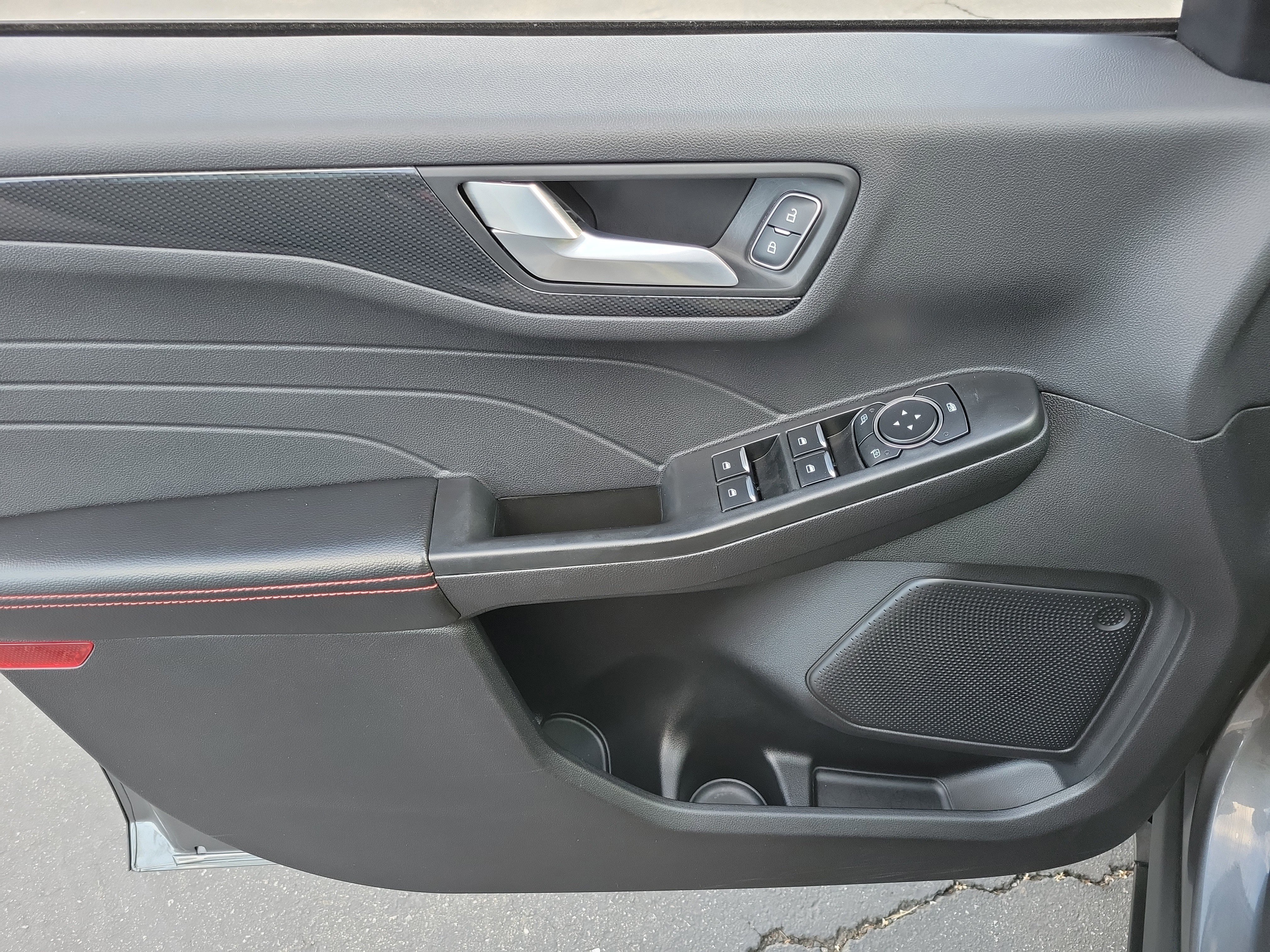 Certified 2025 Ford Escape ST-Line w/ Tech Pack #1 image 12