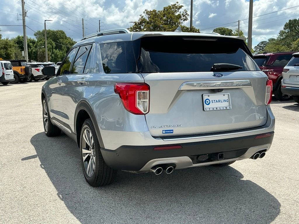 Certified 2020 Ford Explorer Platinum w/ Premium Technology Package AWD/4WD image 3