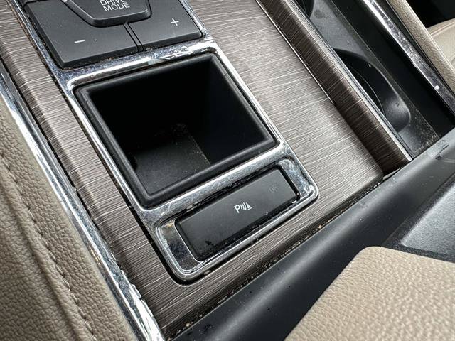 Certified 2023 Ford Expedition Limited RWD image 17