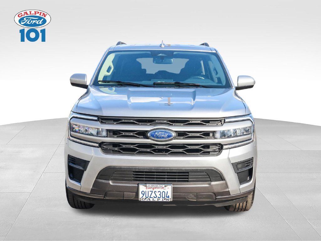 Certified 2022 Ford Expedition XLT RWD image 2