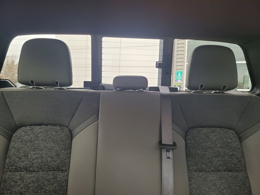 Used 2024 Chevrolet Colorado ZR2 w/ Technology Package image 24