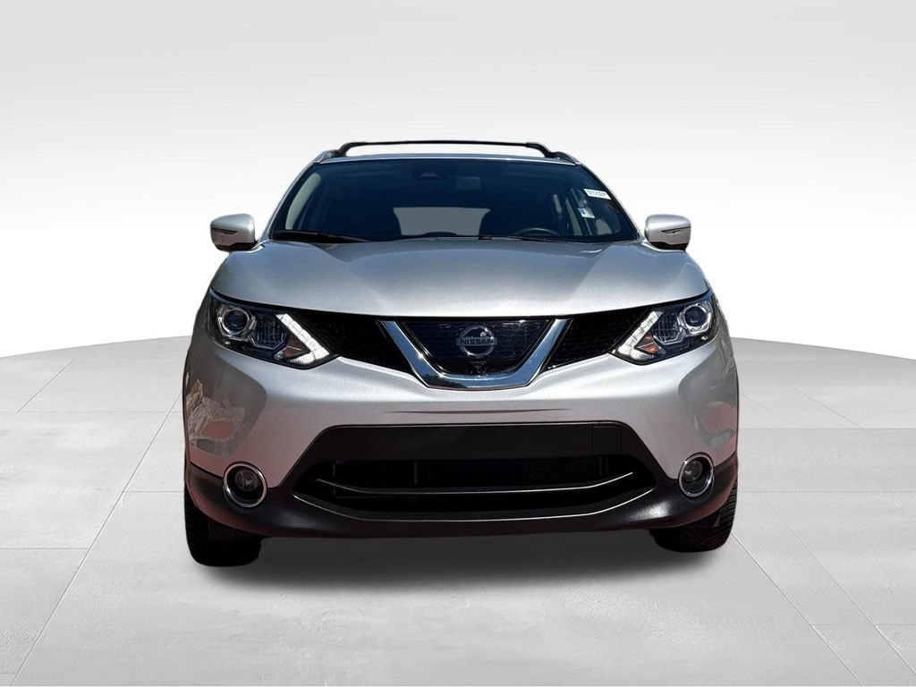 Used 2017 Nissan Rogue Sport SL w/ SL Premium Package AWD/4WD image 2