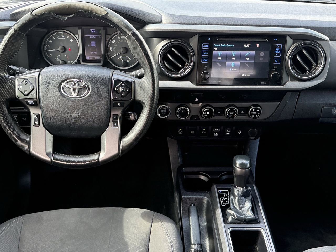 Used 2018 Toyota Tacoma TRD Off-Road w/ Technology Package image 11