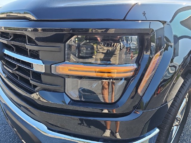 Certified 2025 Ford F150 XLT w/ Equipment Group 301A Standard RWD image 33
