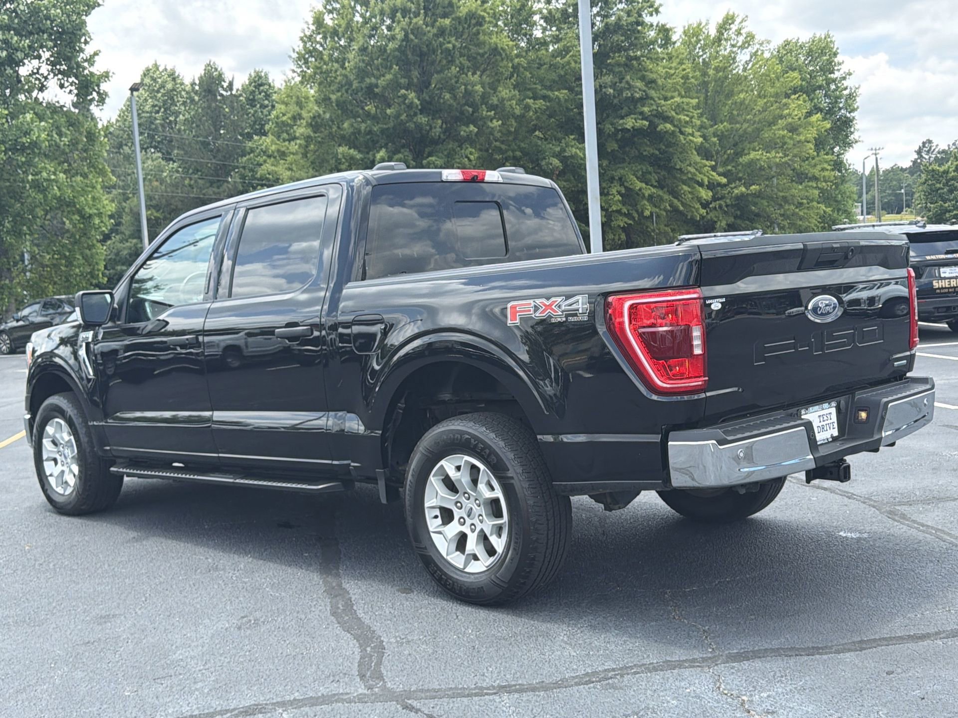 Certified 2022 Ford F150 XLT w/ Equipment Group 301A Mid AWD/4WD image 34