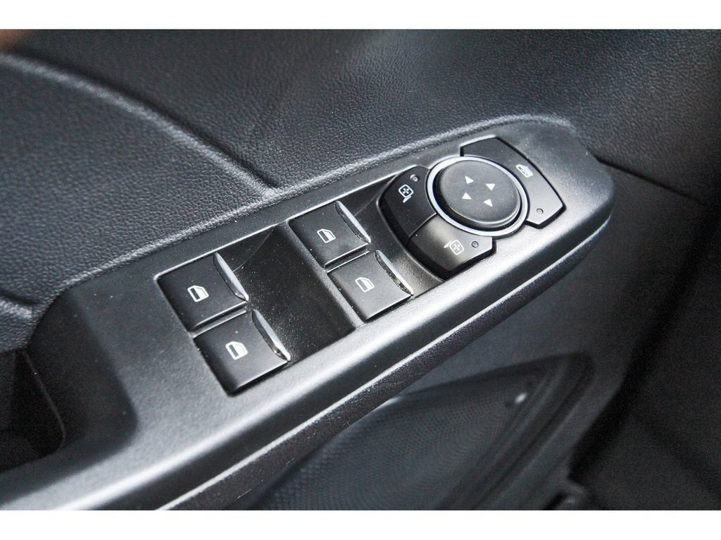 Certified 2022 Ford Escape SE w/ SE Sport Appearance Package FWD image 19