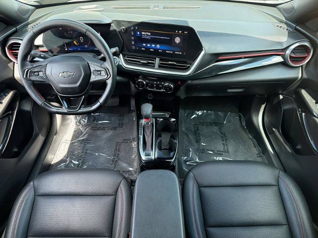 Used 2024 Chevrolet Trax RS w/ Driver Confidence Package FWD image 16