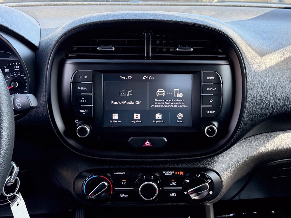 Used 2021 Kia Soul LX FWD image 21