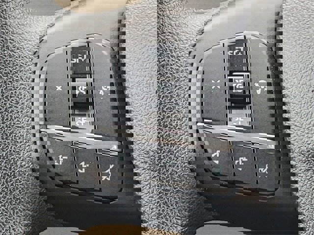 Certified 2022 Ford Escape SE image 33