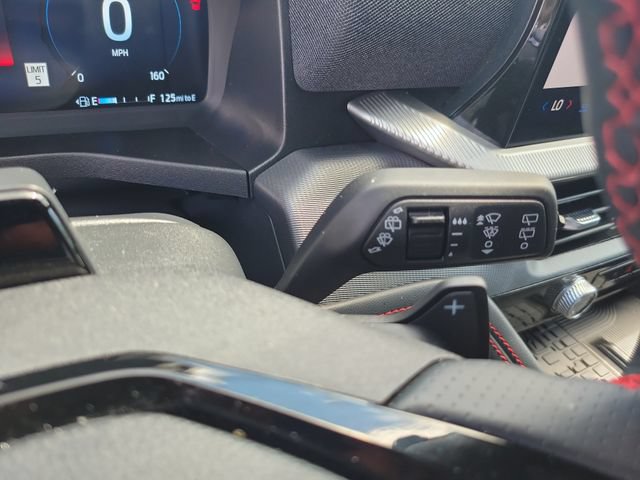 Certified 2025 Ford Explorer ST RWD image 29
