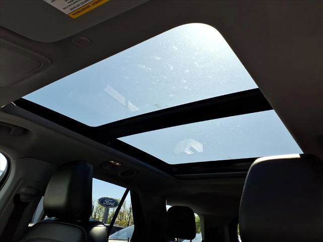 Certified 2023 Ford Explorer XLT w/ Equipment Group 202A AWD/4WD image 23