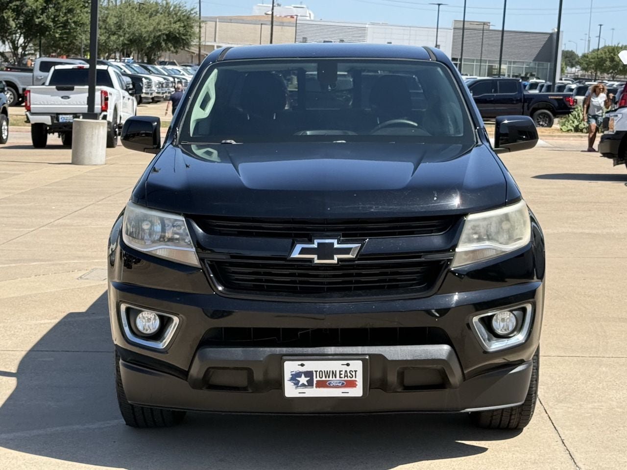 Used 2017 Chevrolet Colorado LT w/ Midnight Edition RWD image 8