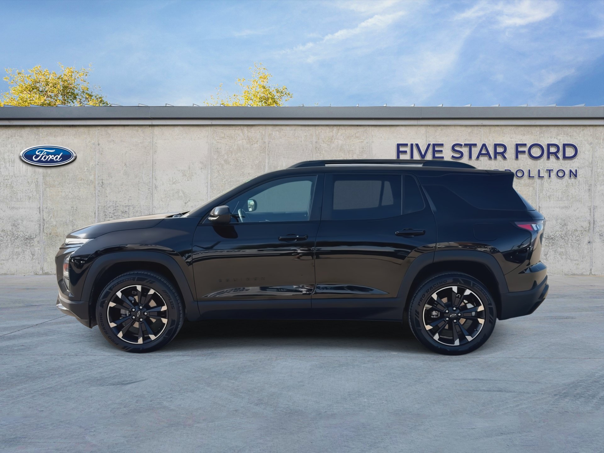 Used 2025 Chevrolet Equinox RS FWD image 5