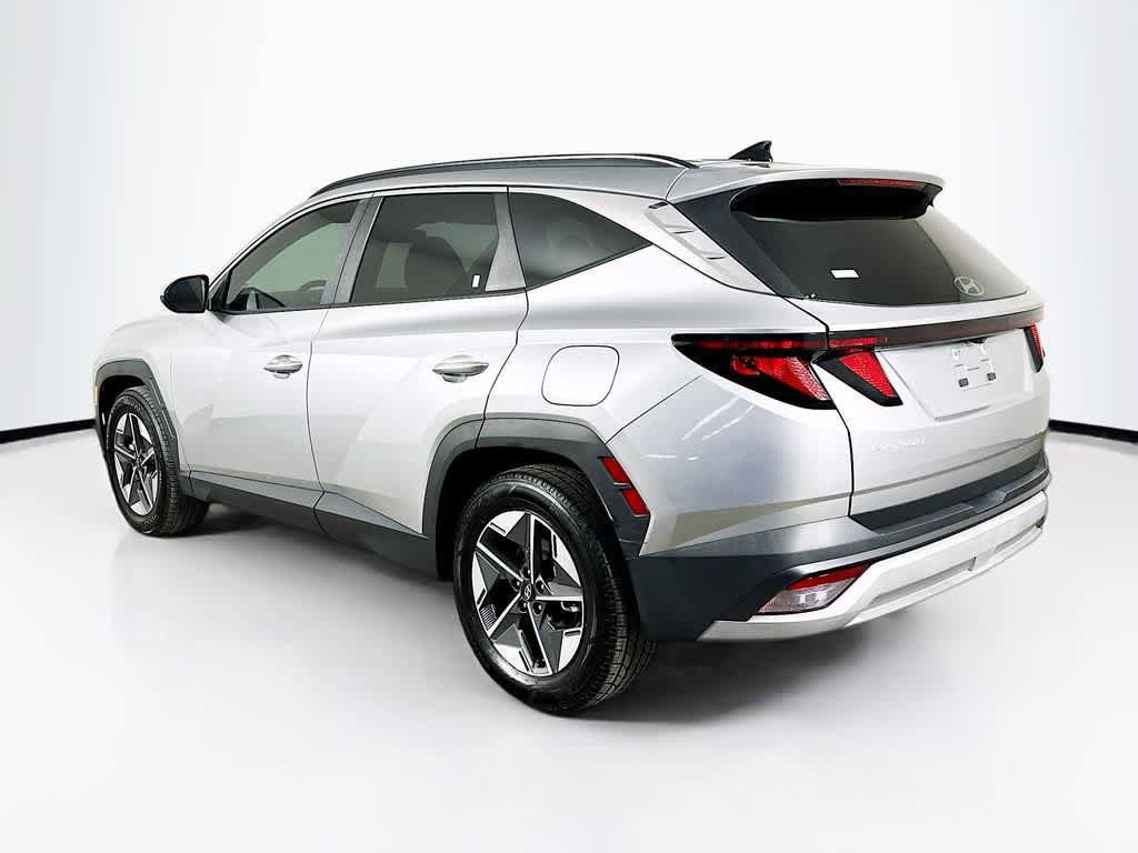 Used 2025 Hyundai Tucson SEL FWD image 3