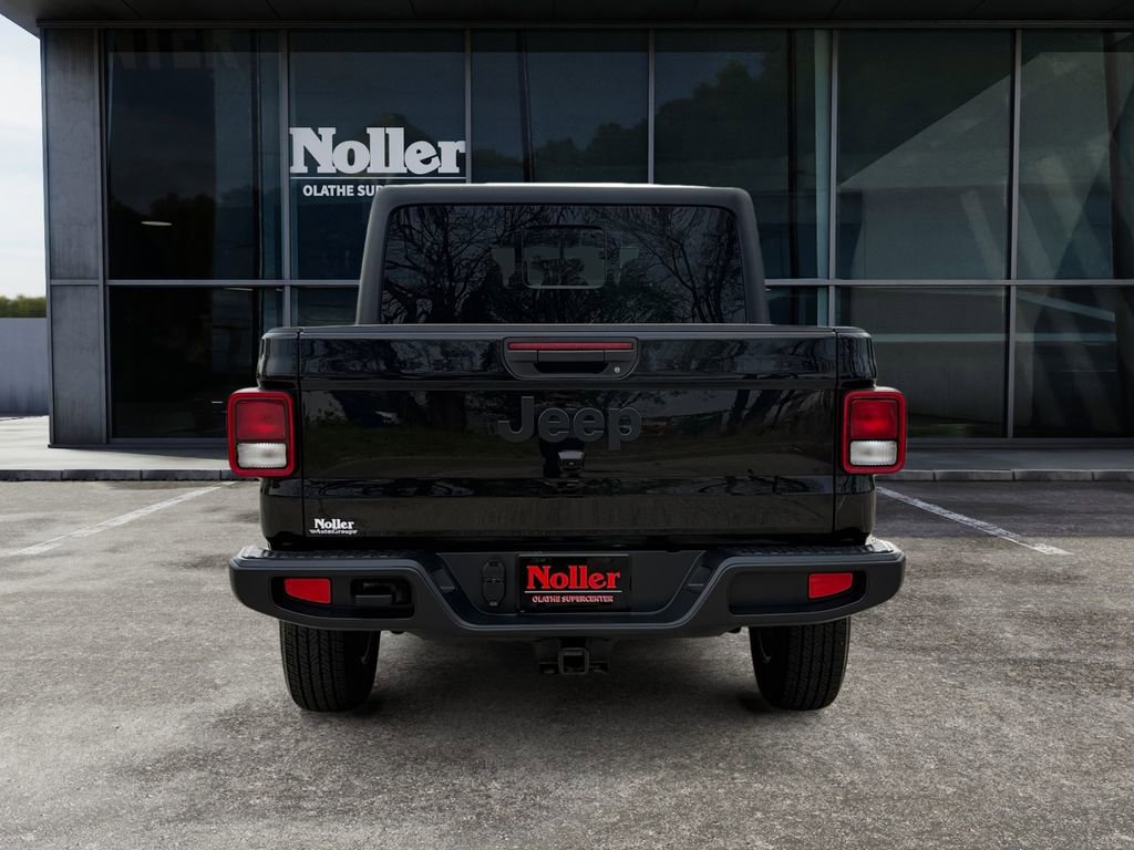 Used 2022 Jeep Gladiator Sport AWD/4WD image 3