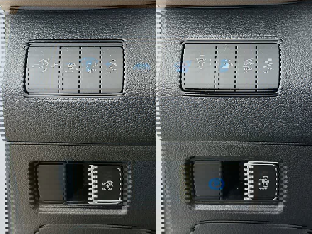 Used 2021 Hyundai Santa Fe SEL w/ Convenience Package image 27