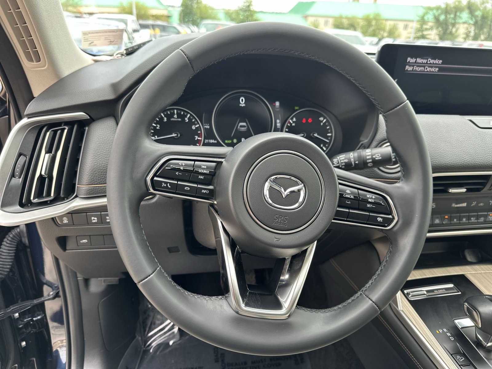 Used 2025 MAZDA CX-90 3.3 Turbo w/ Preferred Package AWD/4WD image 17