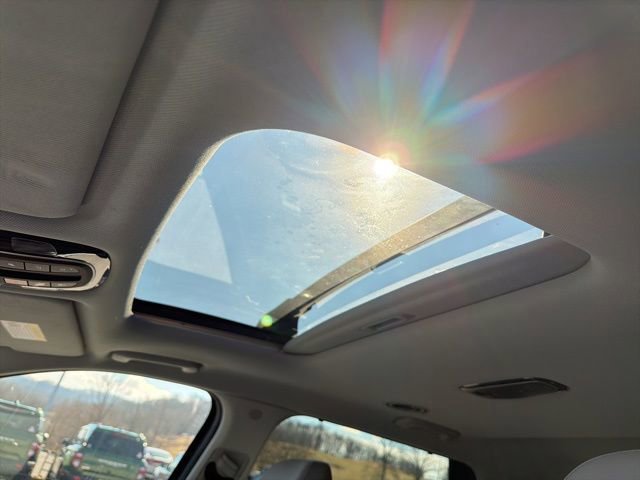 Used 2024 Hyundai Palisade SEL w/ Premium Package image 17