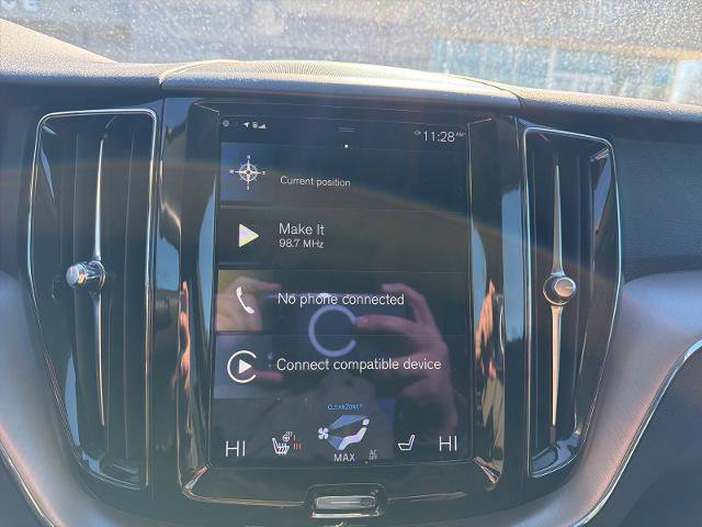 Used 2021 Volvo XC60 T5 Momentum w/ Premium Package image 20
