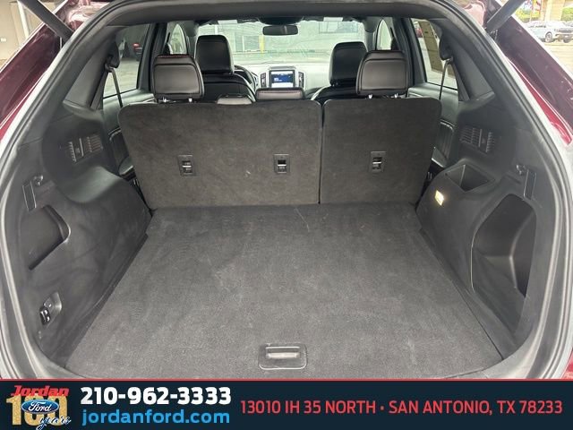 Certified 2023 Ford Edge ST-Line AWD/4WD image 12