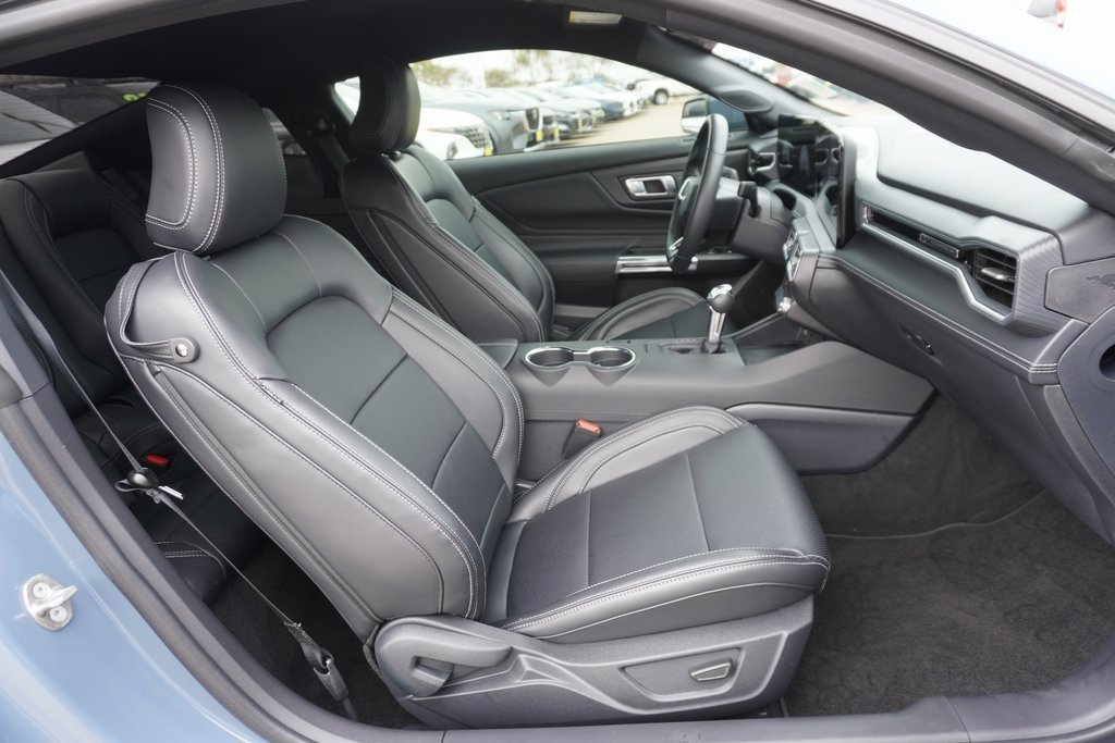 Certified 2025 Ford Mustang Premium image 21