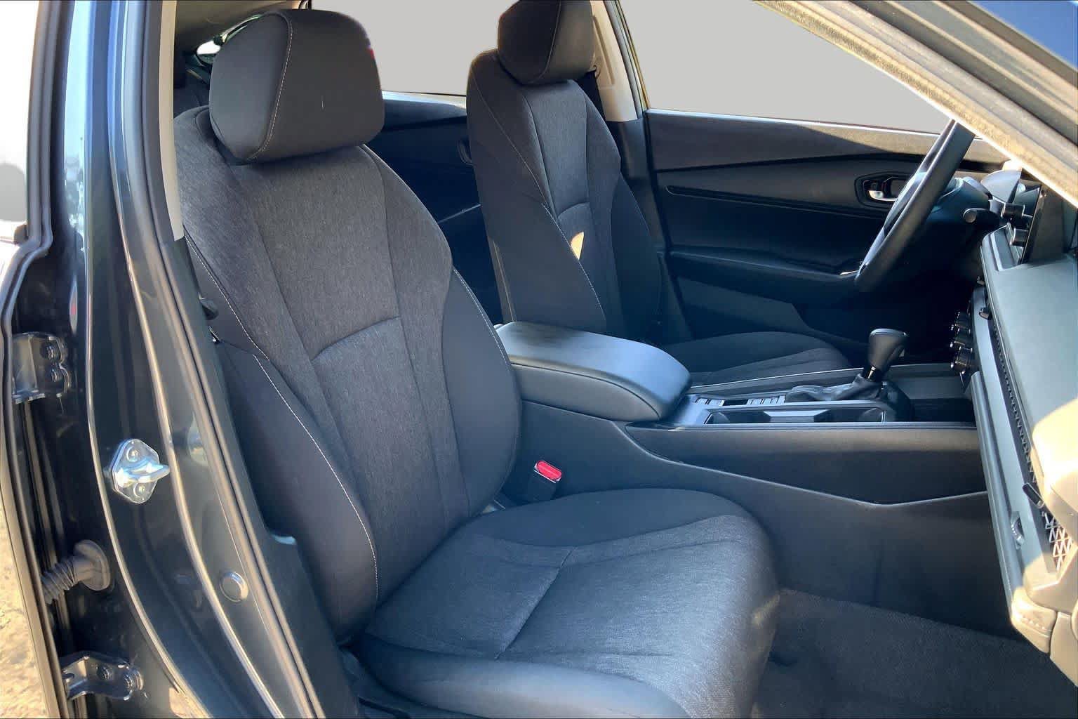 Used 2025 Honda Accord LX image 8