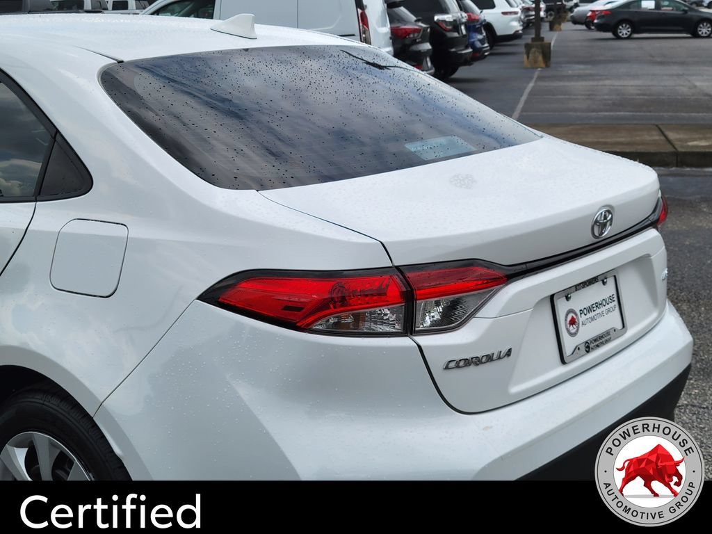 Used 2025 Toyota Corolla LE FWD image 13