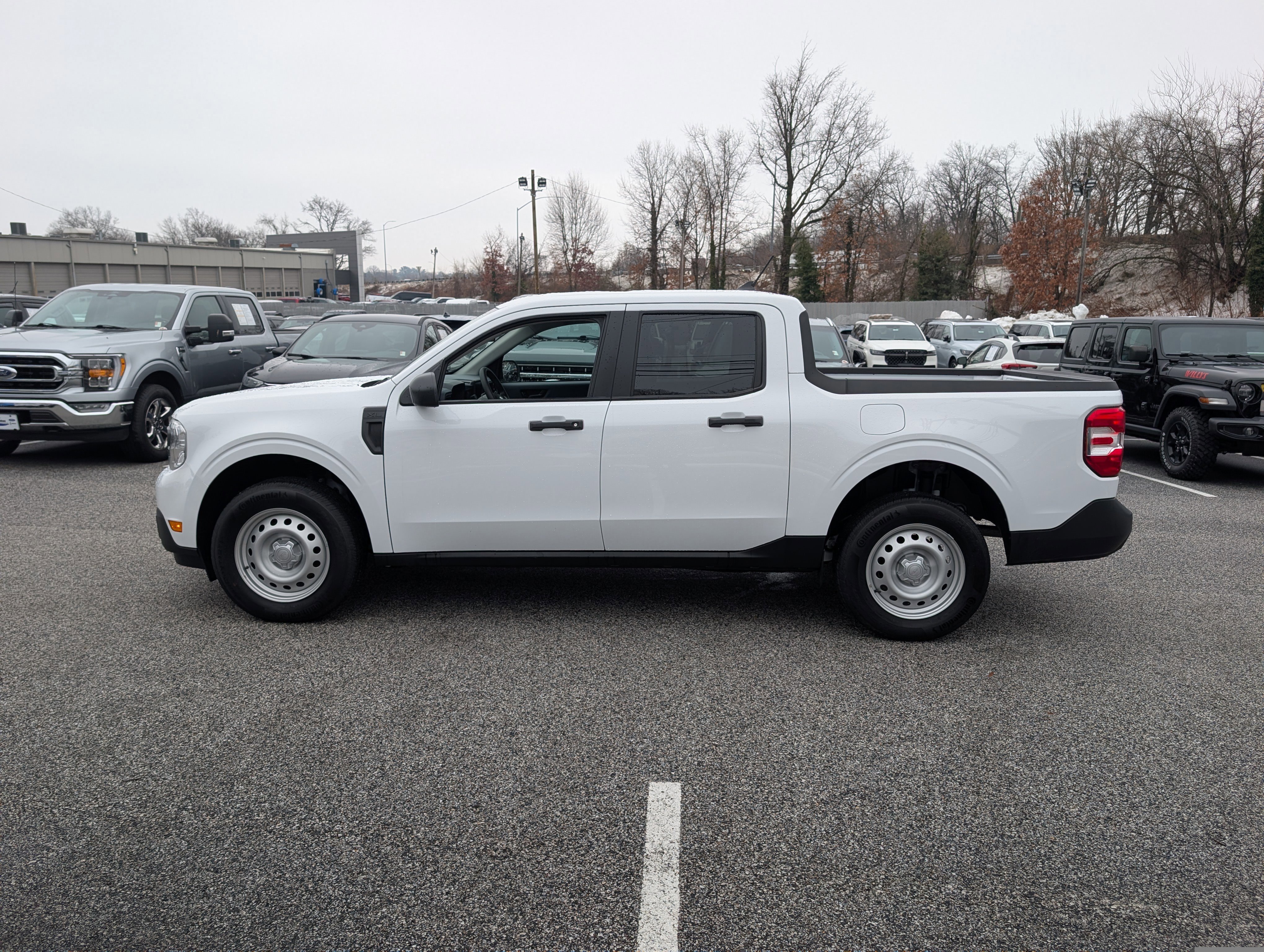 Certified 2024 Ford Maverick XL image 6