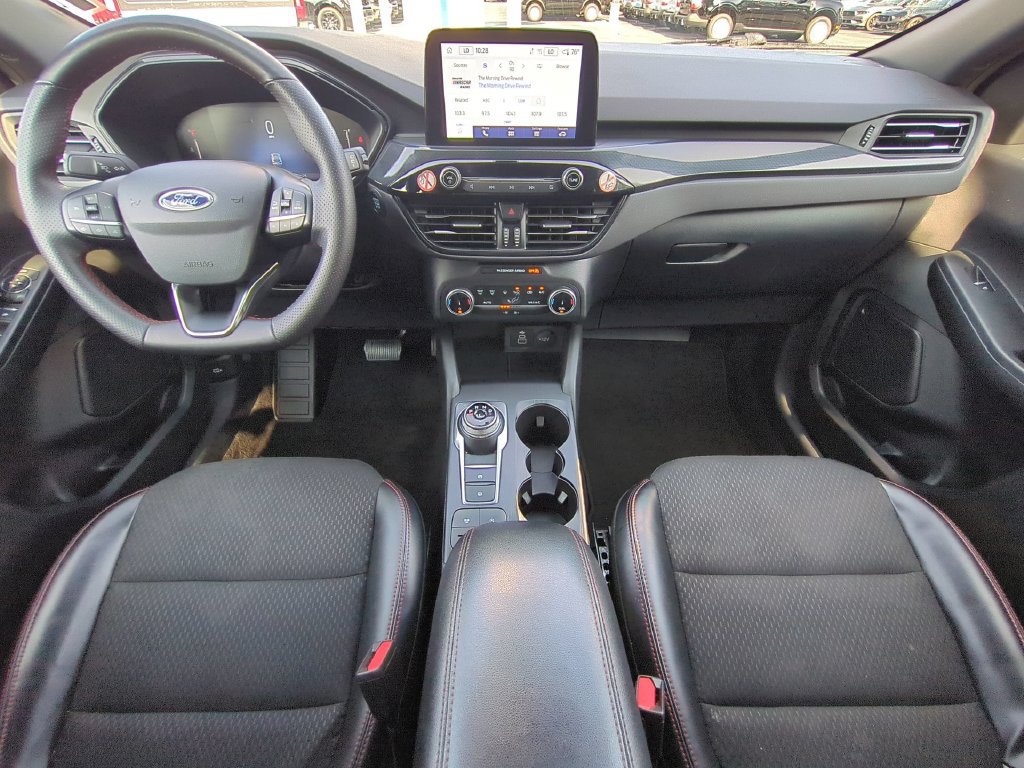 Certified 2025 Ford Escape ST-Line FWD image 17